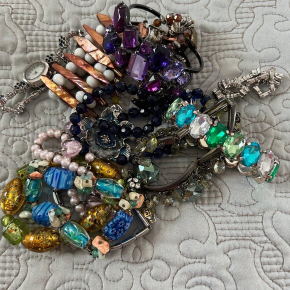 Jewelry grab bag with bracelets, chokers, pendants, and more for DIY or crafts - Picture 5 of 10